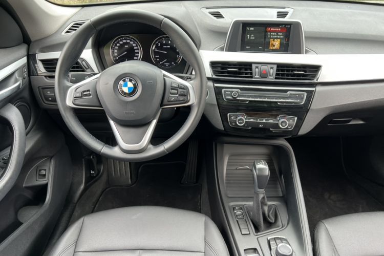 Used BMW X1 2019 sDrive18Li Fashion Model Interior 9