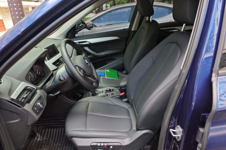 Used BMW X1 2019 sDrive18Li Fashion Model Left Front Seat