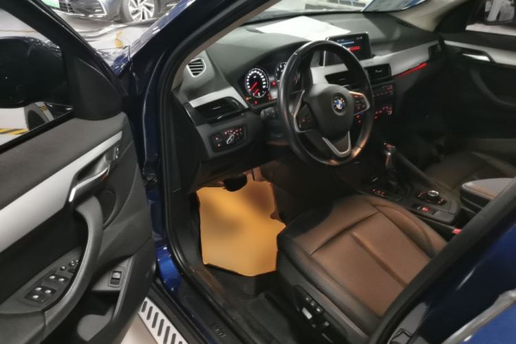 Used BMW X1 2019 sDrive18Li Fashion Model Left Front Seat