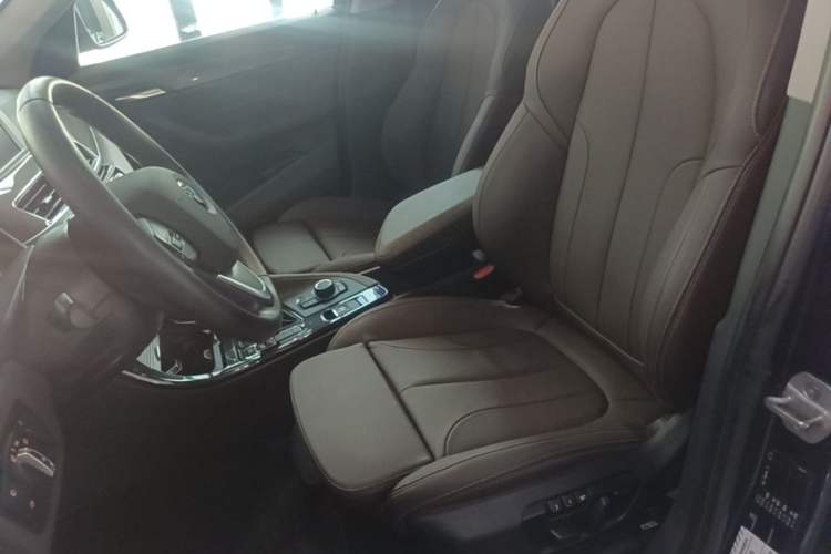 Used BMW X1 2019 sDrive18Li Premium Edition Left Front Seat