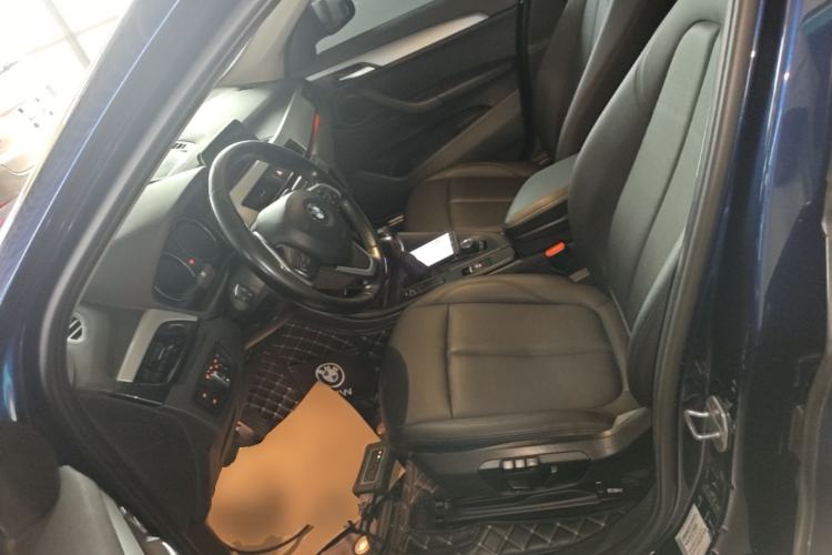 Used BMW X1 2019 sDrive18Li Fashion Model Left Front Seat