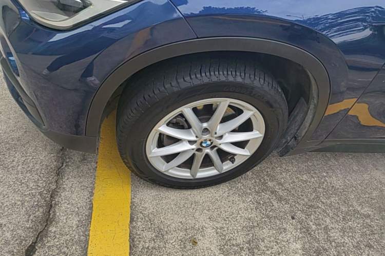 Used BMW X1 2019 sDrive18Li Fashion Model Left Front Wheel Hub