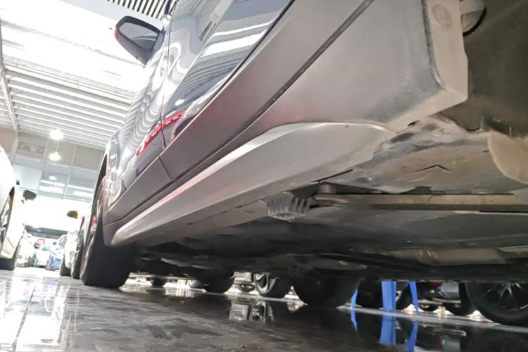 Used BMW X1 2019 xDrive20Li Luxury Model Left Side Sill