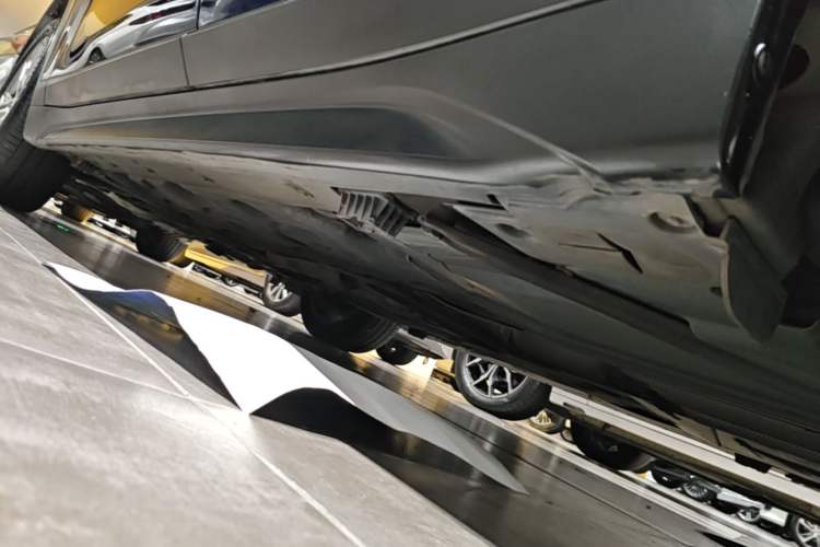 Used BMW X1 2019 sDrive20Li Leading Model Left Side Sill