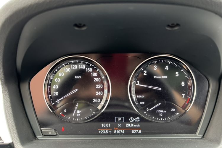 Used BMW X1 2019 sDrive18Li Fashion Model Odometer Close Up