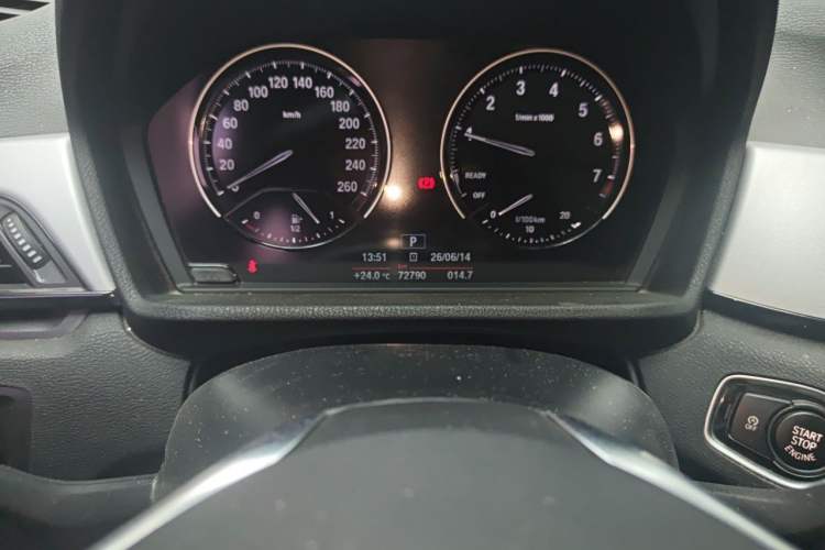 Used BMW X1 2019 sDrive20Li Leading Model Odometer Close Up