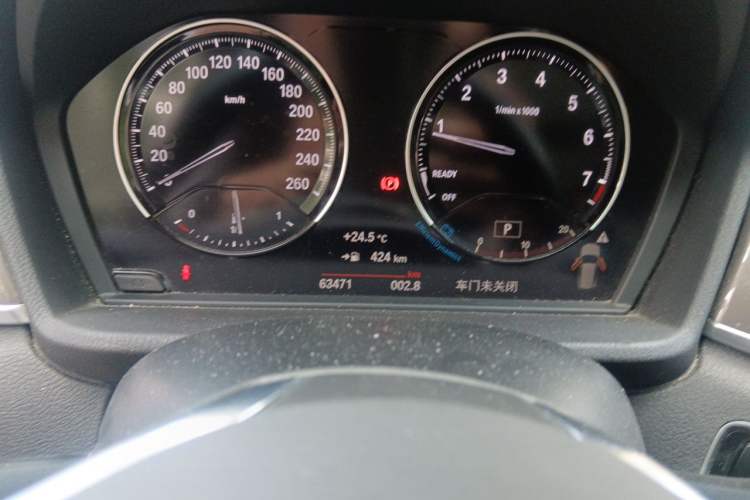 Used BMW X1 2019 xDrive20Li Luxury Model Odometer Close Up