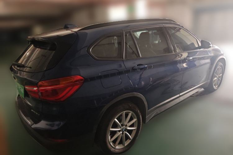 Used BMW X1 2019 sDrive18Li Fashion Model Rear Right 45 Deg