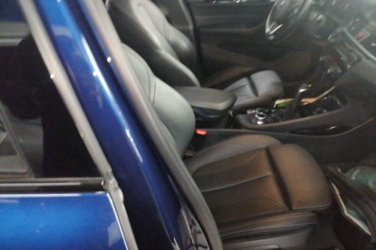Used BMW X1 2019 xDrive20Li Luxury Edition Right Front Seat