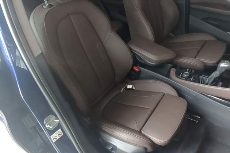 Used BMW X1 2019 sDrive18Li Premium Edition Right Front Seat