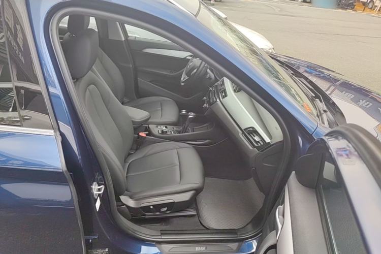 Used BMW X1 2019 sDrive20Li Leading Model Right Front Seat