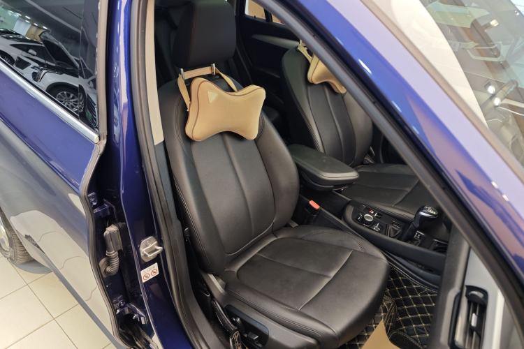 Used BMW X1 2019 sDrive20Li Leading Model Right Front Seat