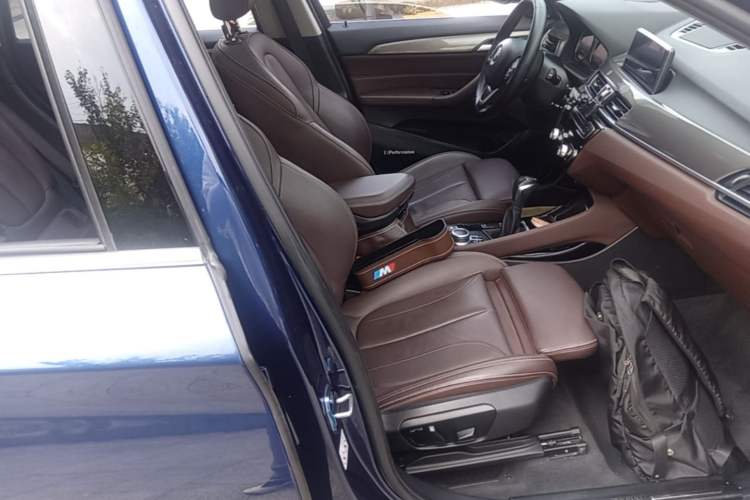 Used BMW X1 2019 xDrive20Li Luxury Model Right Front Seat