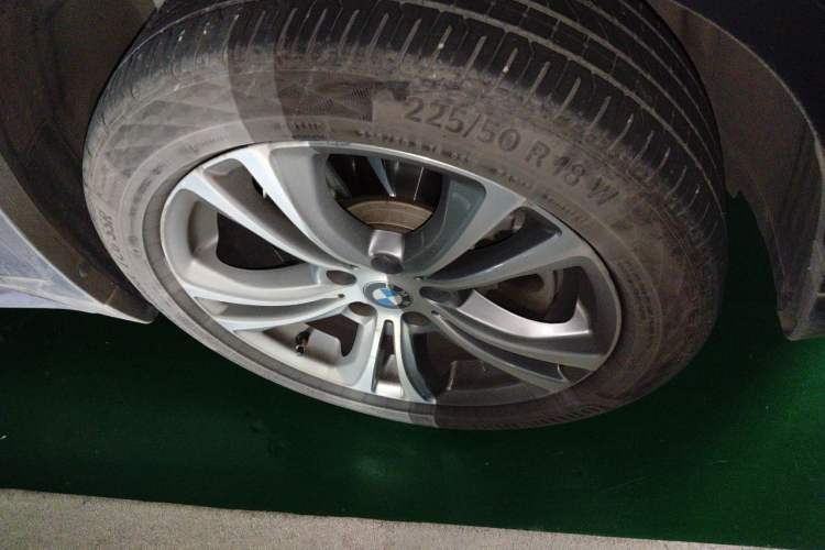 Used BMW X1 2019 xDrive20Li Luxury Model Right Front Wheel Hub