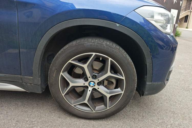 Used BMW X1 2019 xDrive20Li Luxury Model Right Front Wheel Hub