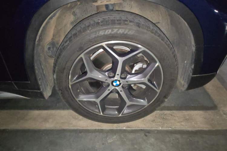 Used BMW X1 2019 xDrive20Li Luxury Model Right Front Wheel Hub