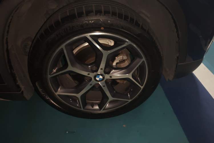 Used BMW X1 2019 sDrive18Li Premium Edition Right Front Wheel Hub