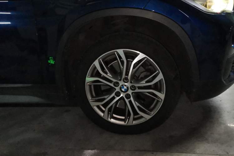 Used BMW X1 2019 sDrive20Li Leading Model Right Front Wheel Hub