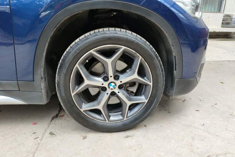 Used BMW X1 2019 sDrive18Li Premium Edition Right Front Wheel Hub