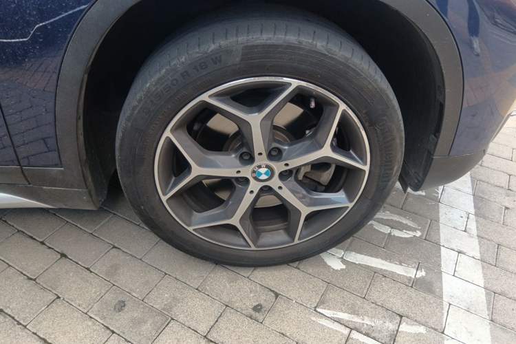 Used BMW X1 2019 xDrive20Li Luxury Model Right Front Wheel Hub