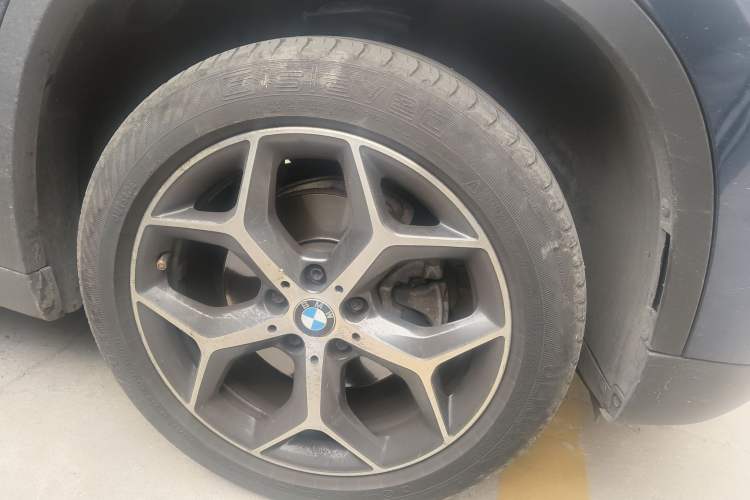 Used BMW X1 2019 sDrive18Li Premium Edition Right Front Wheel Hub