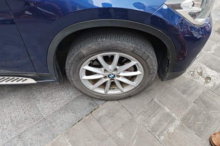 Used BMW X1 2019 sDrive18Li Fashion Model Right Front Wheel Hub