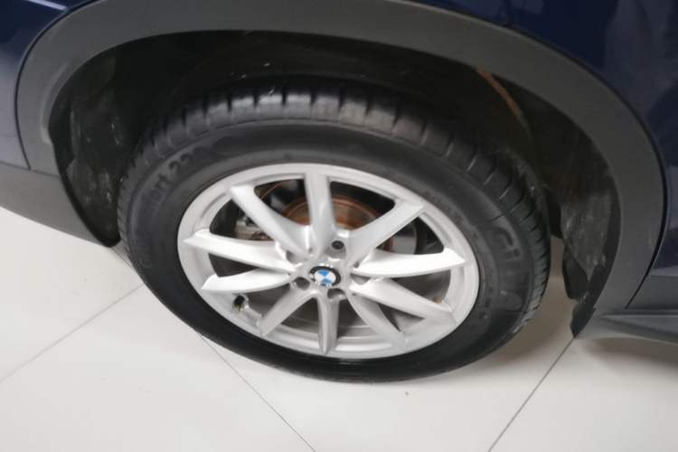Used BMW X1 2019 sDrive18Li Fashion Model Right Rear Wheel Hub