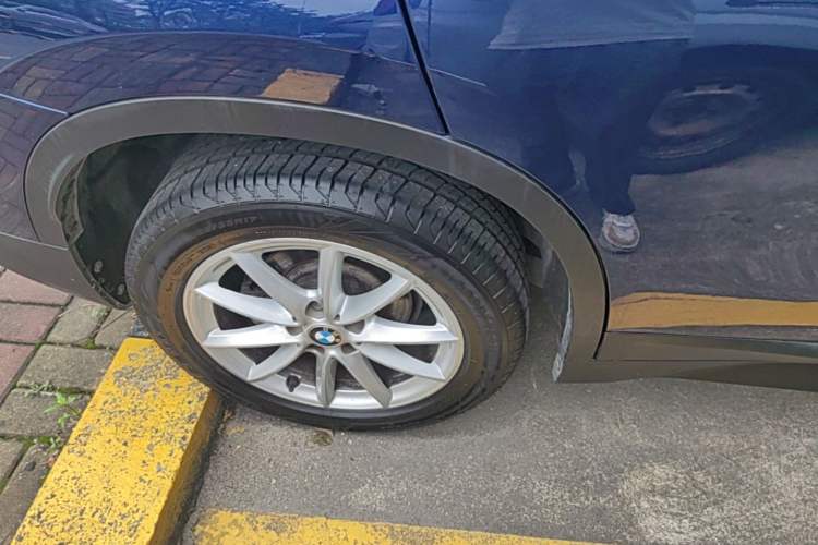 Used BMW X1 2019 sDrive18Li Fashion Model Right Rear Wheel Hub