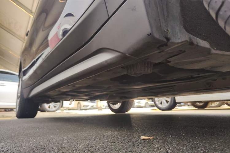 Used BMW X1 2019 sDrive20Li Leading Model Right Side Sill