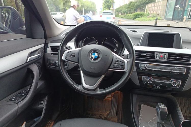 Used BMW X1 2019 sDrive20Li Leading Model Steering Wheel