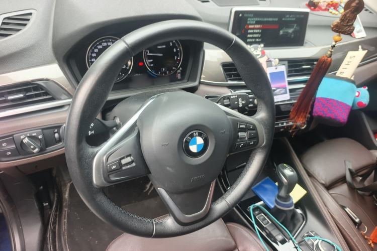 Used BMW X1 2019 xDrive20Li Luxury Model Steering Wheel