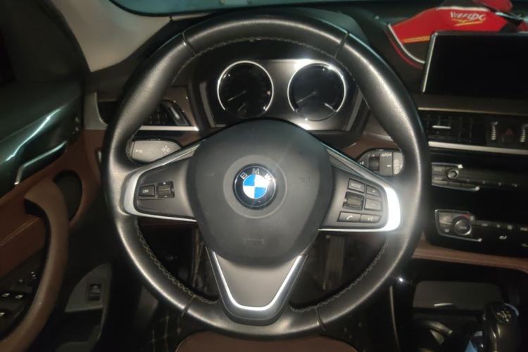 Used BMW X1 2019 xDrive20Li Luxury Model Steering Wheel