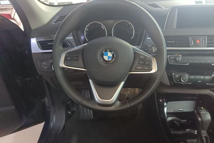 Used BMW X1 2019 sDrive18Li Premium Edition Steering Wheel