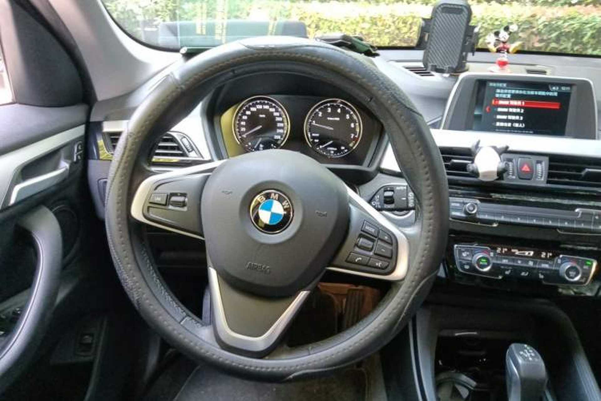 Used BMW X1 2019 sDrive20Li Leading Model Steering Wheel