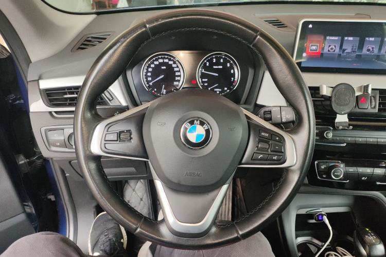 Used BMW X1 2019 sDrive18Li Fashion Model Steering Wheel