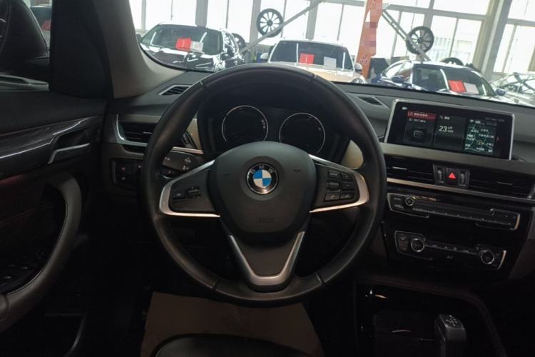 Used BMW X1 2019 xDrive20Li Luxury Model Steering Wheel