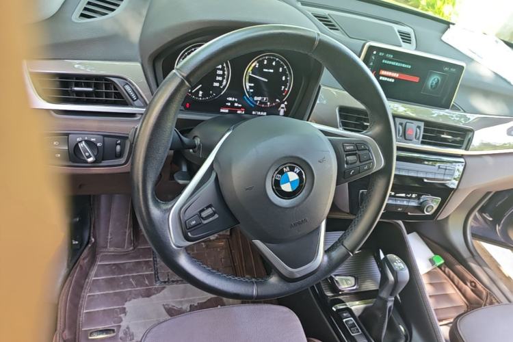 Used BMW X1 2019 xDrive20Li Luxury Model Steering Wheel