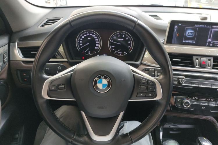Used BMW X1 2019 sDrive18Li Premium Edition Steering Wheel