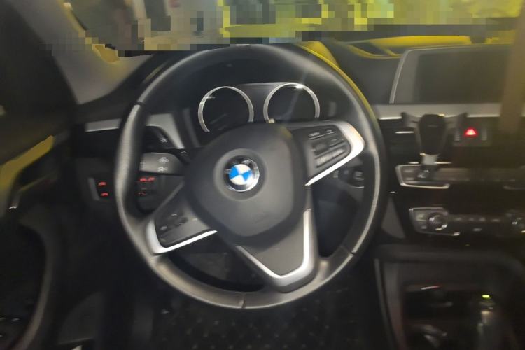 Used BMW X1 2019 sDrive18Li Fashion Model Steering Wheel