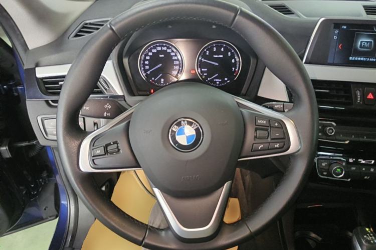 Used BMW X1 2019 sDrive20Li Leading Model Steering Wheel