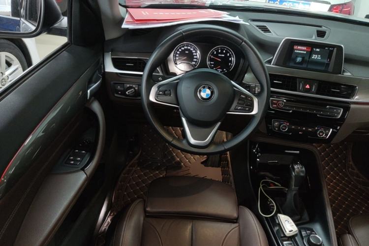 Used BMW X1 2019 sDrive18Li Premium Edition Steering Wheel