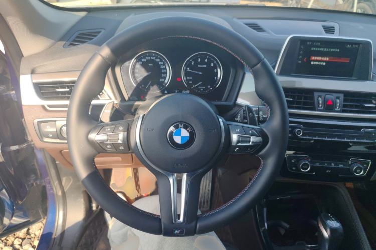 Used BMW X1 2019 sDrive18Li Premium Edition Steering Wheel