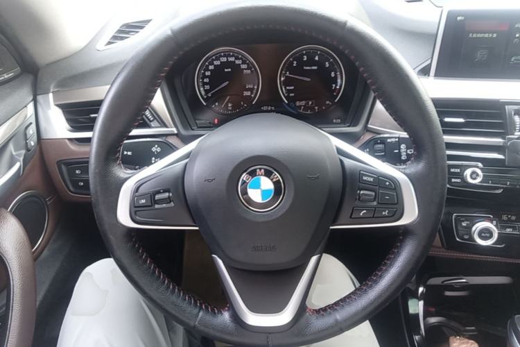 Used BMW X1 2019 xDrive20Li Luxury Model Steering Wheel