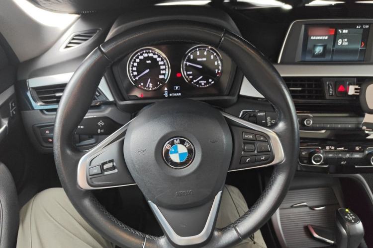 Used BMW X1 2019 sDrive20Li Leading Model Steering Wheel