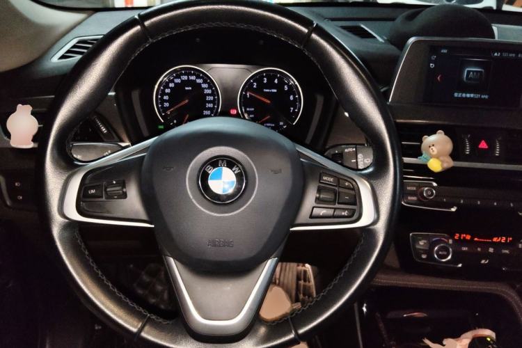 Used BMW X1 2019 sDrive18Li Premium Edition Steering Wheel