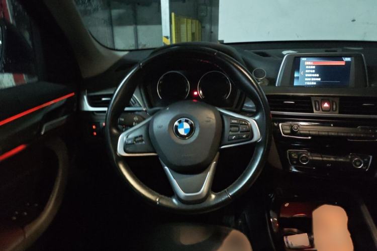 Used BMW X1 2019 sDrive18Li Premium Edition Steering Wheel