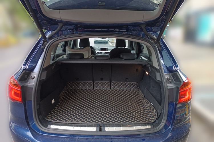 Used BMW X1 2019 sDrive20Li Leading Model Trunk