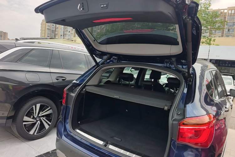 Used BMW X1 2019 sDrive18Li Fashion Model Trunk