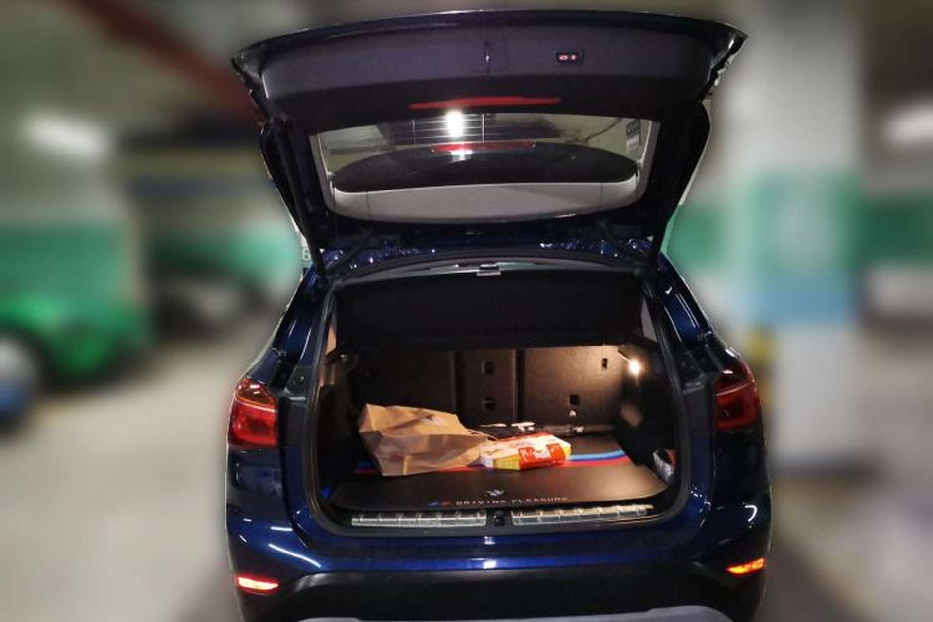 Used BMW X1 2019 sDrive20Li Leading Model Trunk
