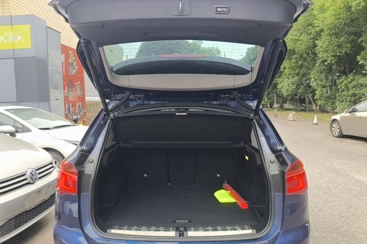Used BMW X1 2019 sDrive20Li Leading Model Trunk